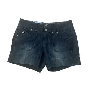 Dakota Blue Denim Shorts Size 4 NWT